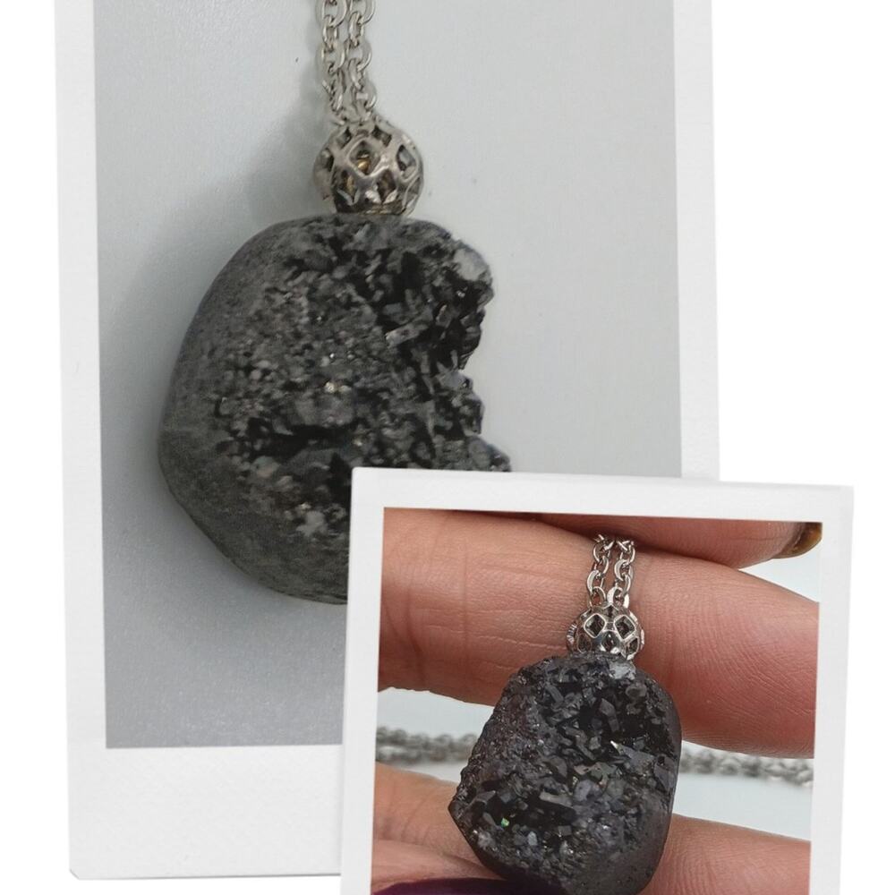 Druzy Quartz Pendant Necklace – 20" Silver-Plated Chain